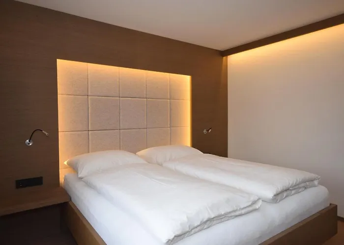 Brandstaetter 1 & 2 By Managers * 브릭센임탈